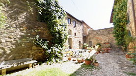 Vista panoramica di Panzano in Chianti: il borgo medievale