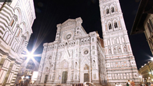 vista panoramica di piazza del Duomo a Firenze