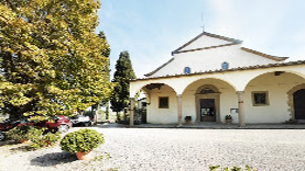 Vista panoramica di Panzano in Chianti: pieve di San Leolino