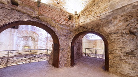 vista panoramica    Interno delle mura di Lucca